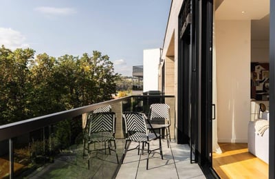 Vermietung einer wunderschönen, geräumigen 3-Zimmer-Wohnung, 107 m², Stadtteil Dedinje, Belgrad, Serbien